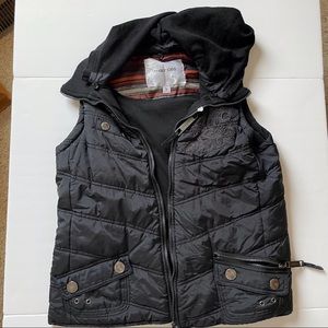 Maurices Black Vest L